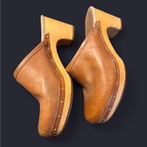 Brown Leather Clogs